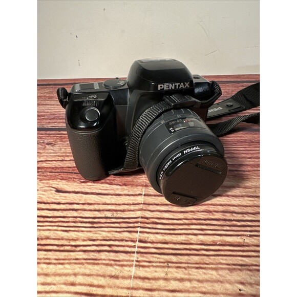 Pentax PZ70 35mm SLR Camera - WORKING - Picture 1 of 6
